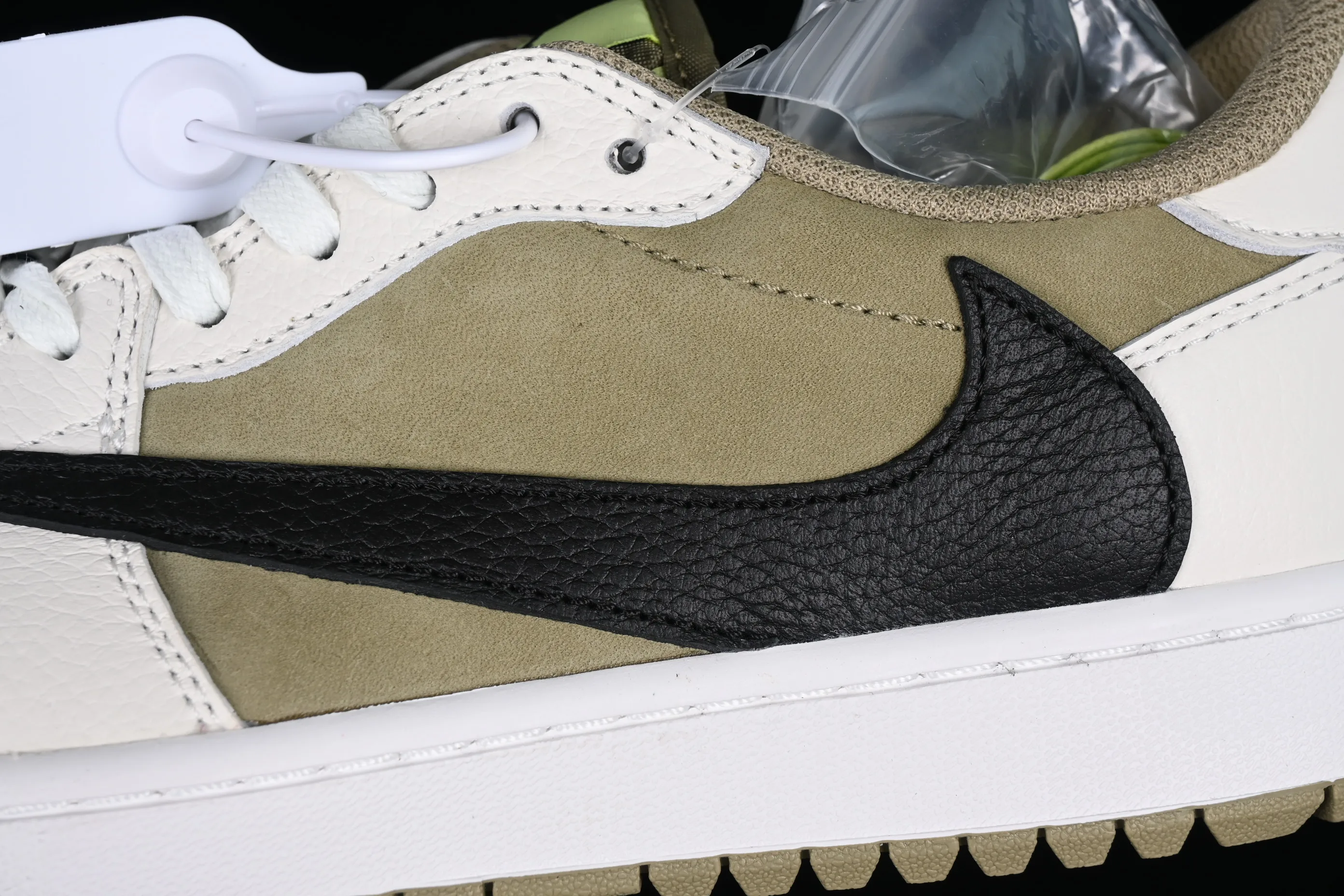 All categories Air Jordan Jordan series basketball shoes Air Jordan 1 Low Travis Scott x Air Jordan 1 Low OG AJ1 Joe 1 joint undercut low-top basketball shoes FZ3124-200